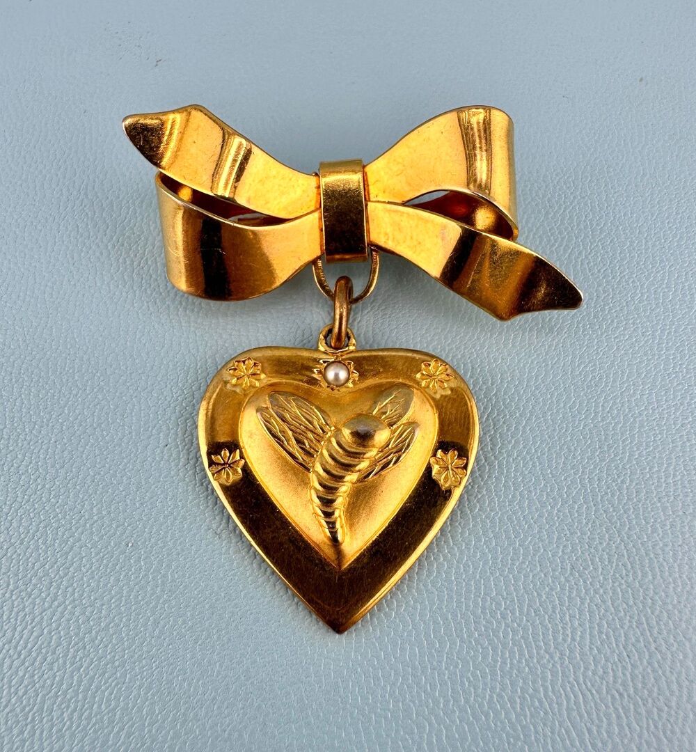 Vintage Heart Dangle Brooch Gold Tone Bow Ribbon Bumble Bee Faux Pearl Signed